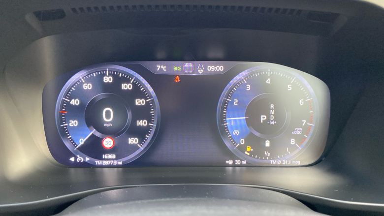 Volvo Xc40 2.0 B4P Inscription Pro 5dr Auto Petrol Estate